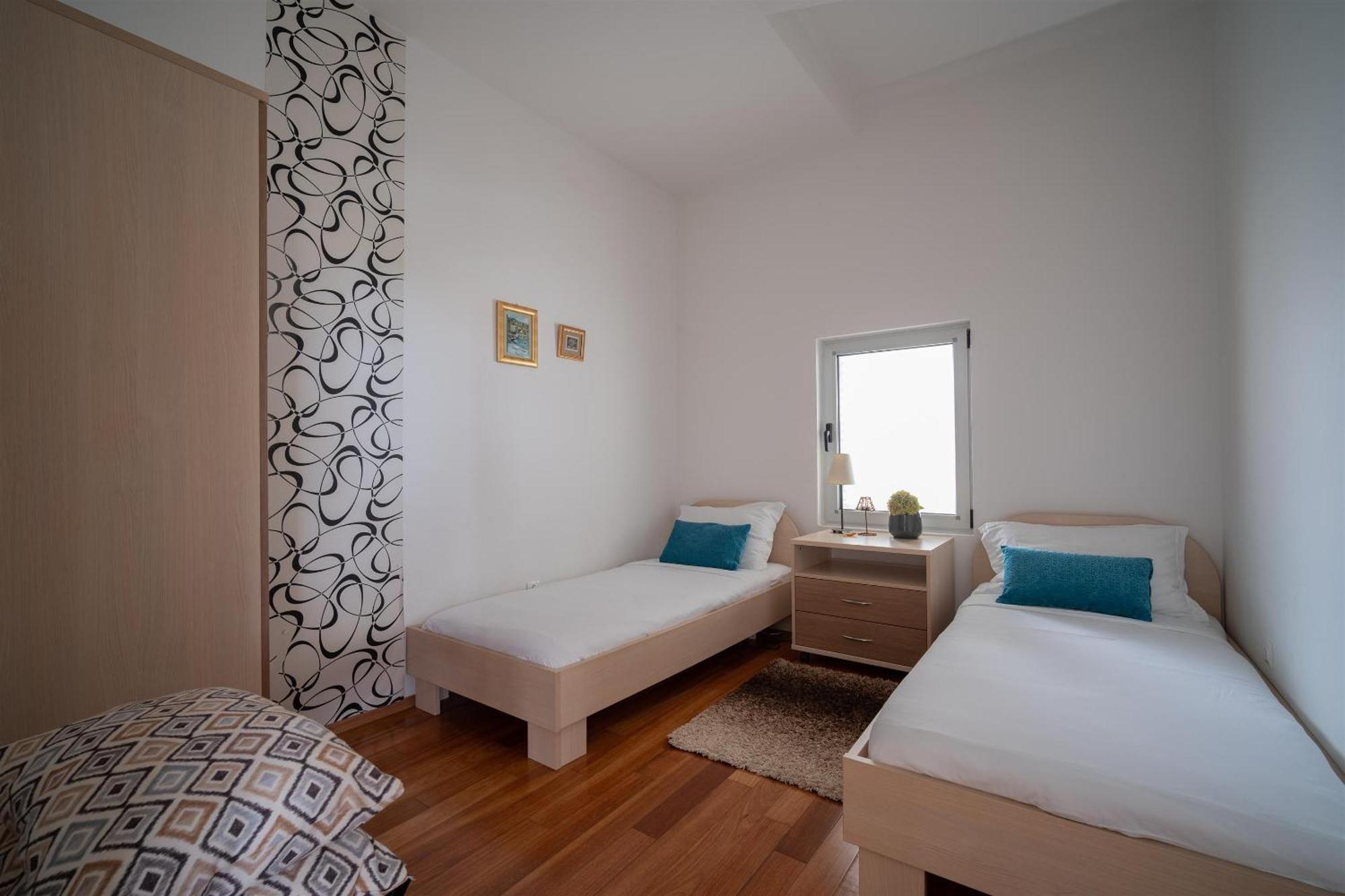 רוביני Apartments Valbruna מראה חיצוני תמונה