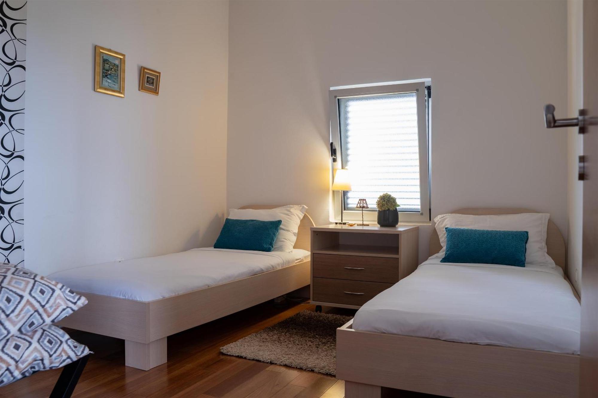 רוביני Apartments Valbruna מראה חיצוני תמונה