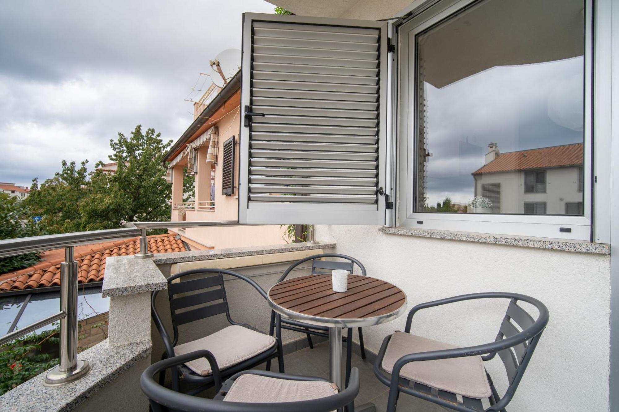רוביני Apartments Valbruna מראה חיצוני תמונה
