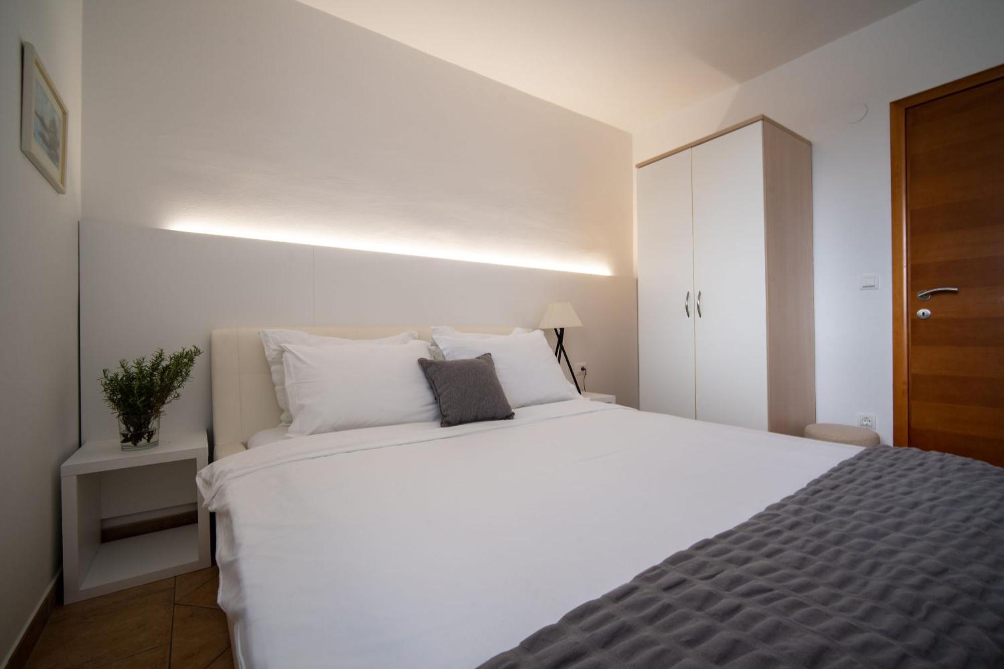 רוביני Apartments Valbruna מראה חיצוני תמונה