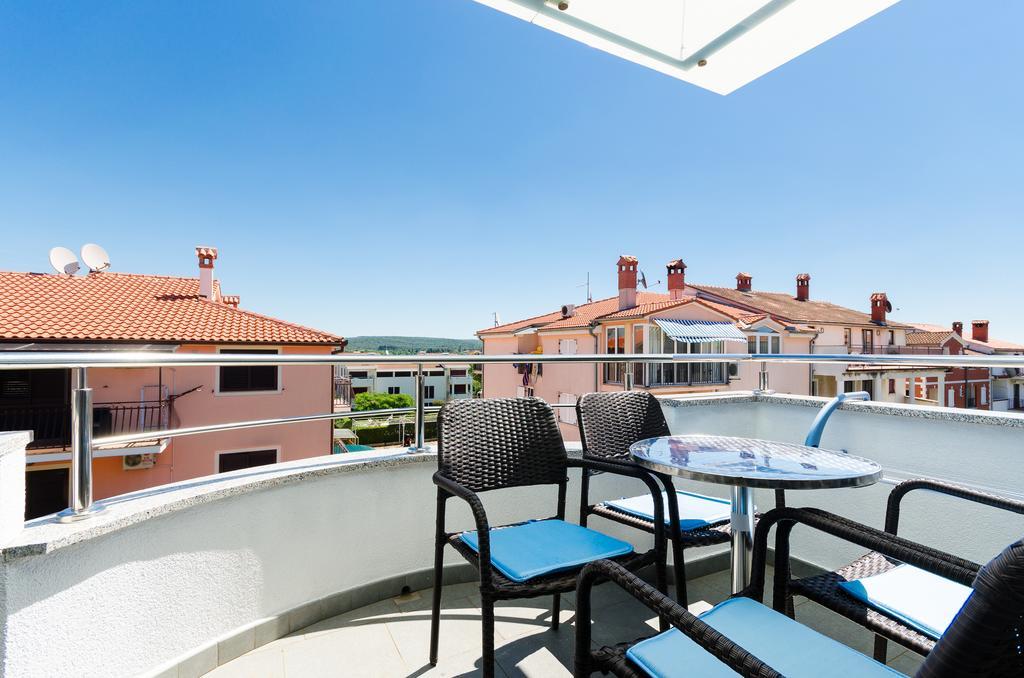 רוביני Apartments Valbruna מראה חיצוני תמונה