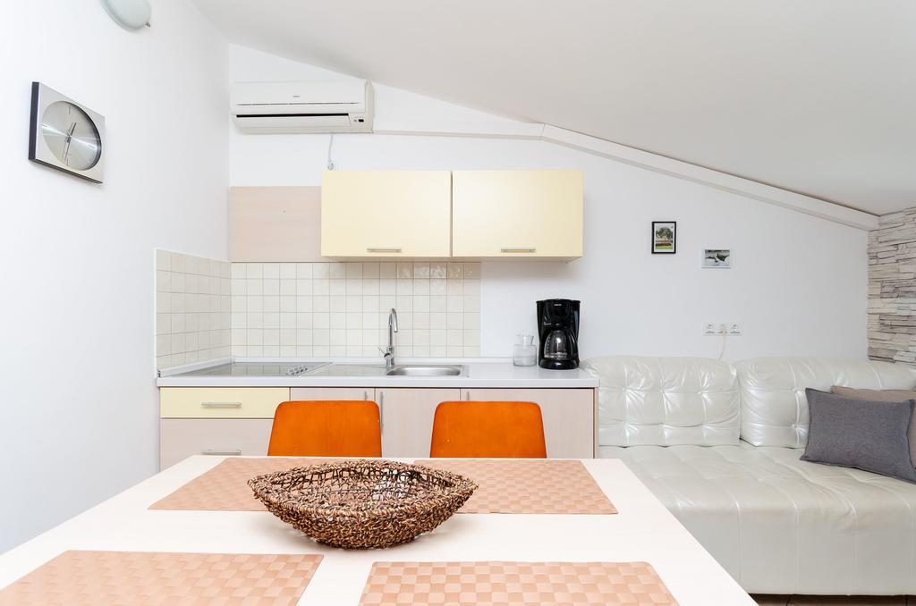 רוביני Apartments Valbruna מראה חיצוני תמונה
